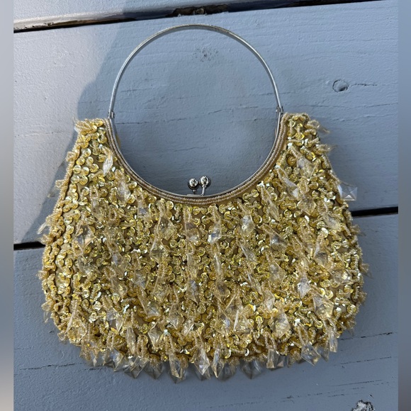 Elegant Gold Beaded & Sequin Evening Bag – Glamorous Ring Handle Purse - Picture 3 of 8